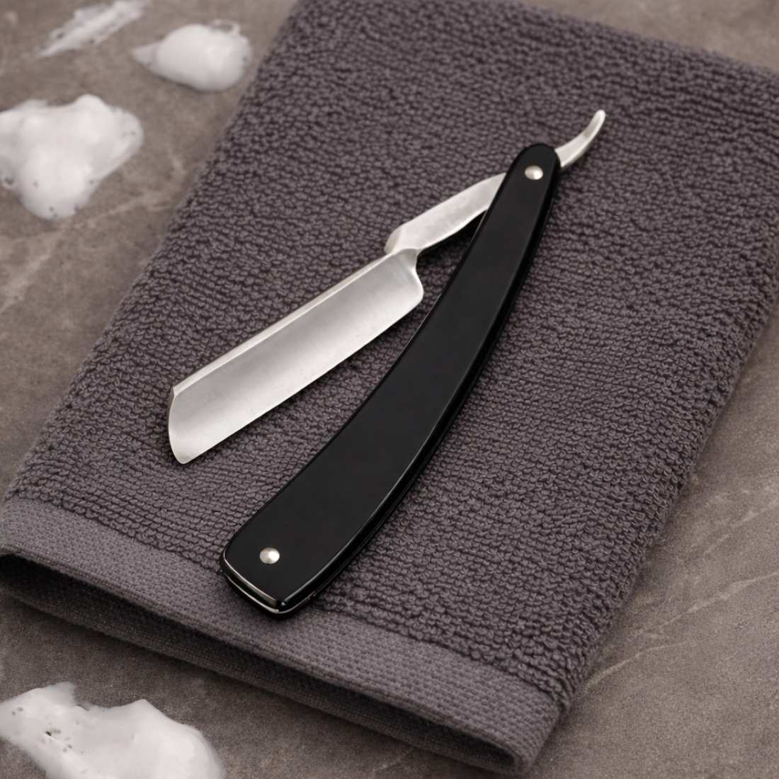 Raptor Straight Razor - French Point Blade For A Closer Shave